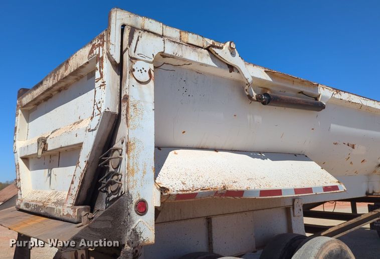 image for item NG9449 2002 CTS end dump trailer