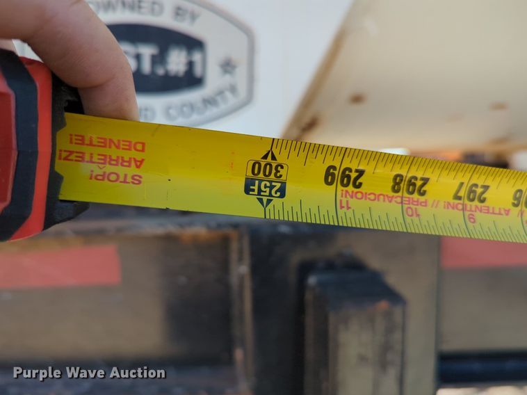 image for item NG9449 2002 CTS end dump trailer