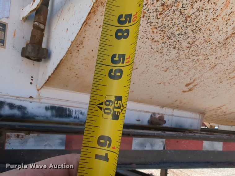 image for item NG9449 2002 CTS end dump trailer