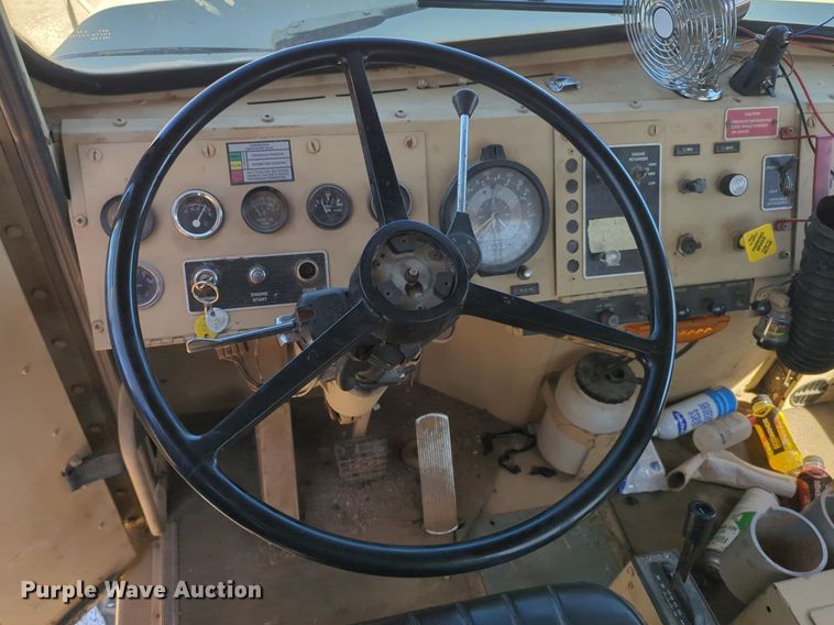 image for item NG9450 1983 AM General M-915-A1 truck cab and chassis