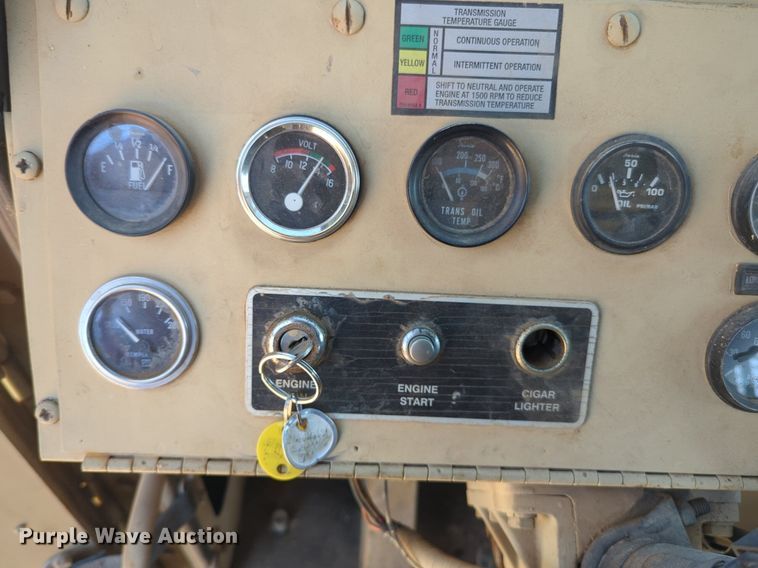 image for item NG9450 1983 AM General M-915-A1 truck cab and chassis