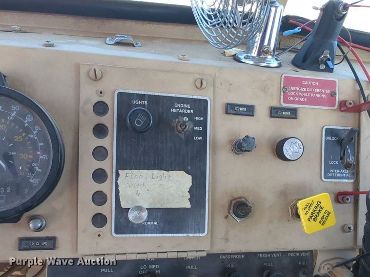 image for item NG9450 1983 AM General M-915-A1 truck cab and chassis