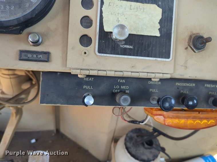 image for item NG9450 1983 AM General M-915-A1 truck cab and chassis