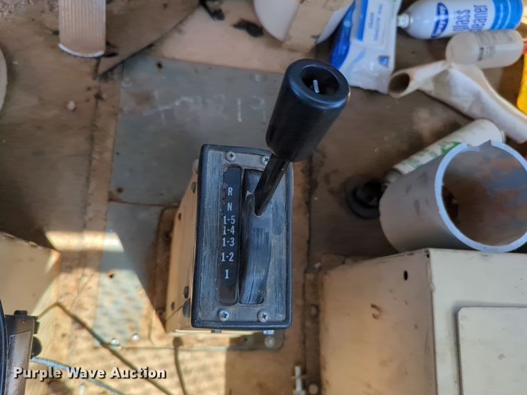 image for item NG9450 1983 AM General M-915-A1 truck cab and chassis