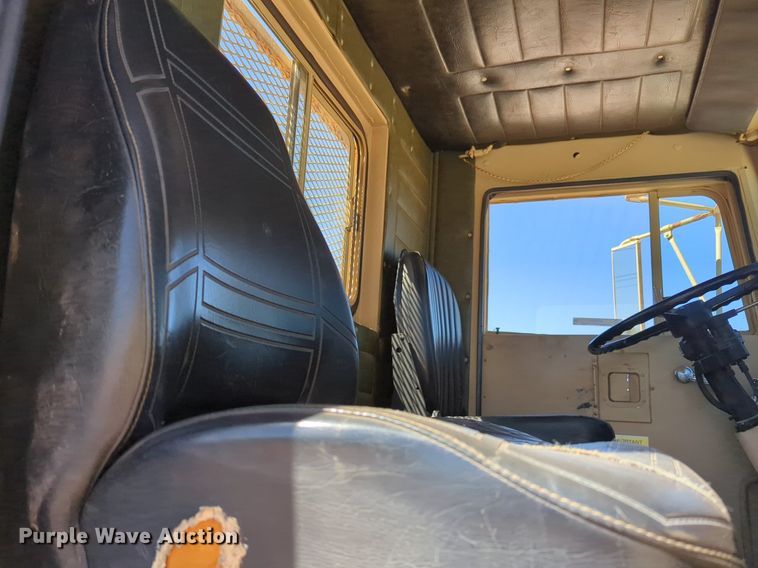 image for item NG9450 1983 AM General M-915-A1 truck cab and chassis