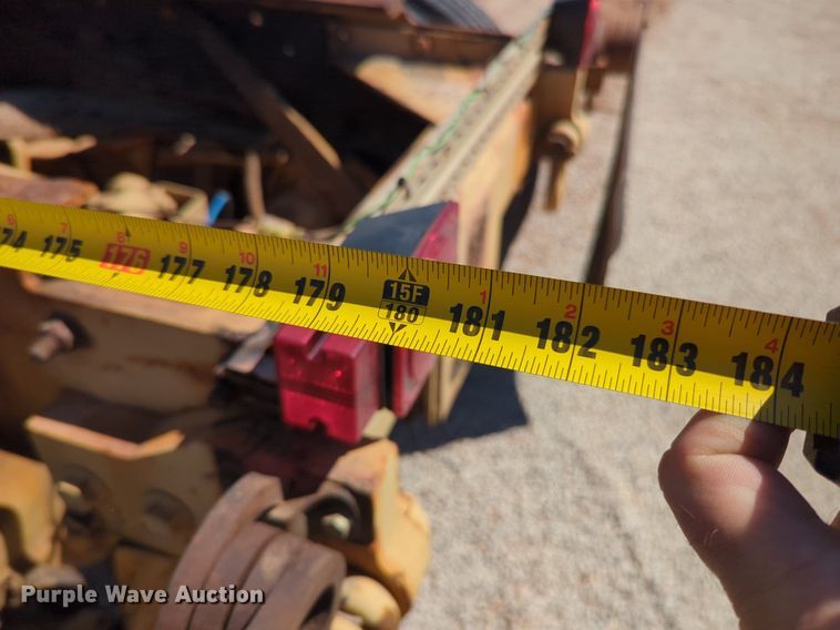 image for item NG9451 1984 AM General M-915-A1 truck cab and chassis