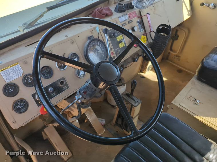 image for item NG9451 1984 AM General M-915-A1 truck cab and chassis