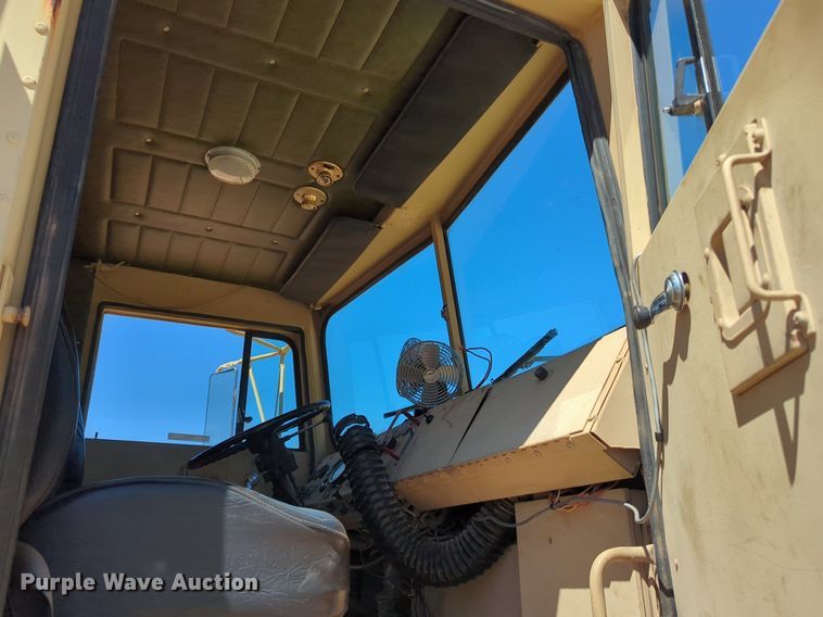 image for item NG9451 1984 AM General M-915-A1 truck cab and chassis