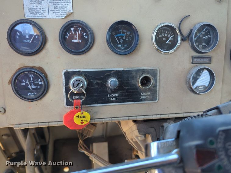 image for item NG9451 1984 AM General M-915-A1 truck cab and chassis