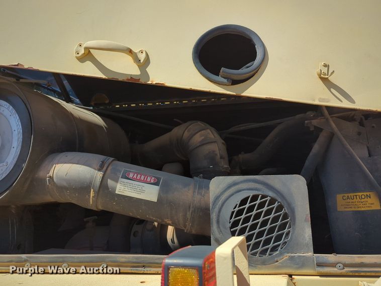 image for item NG9451 1984 AM General M-915-A1 truck cab and chassis