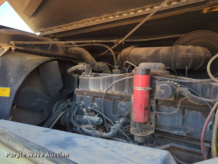 image for item NG9451 1984 AM General M-915-A1 truck cab and chassis