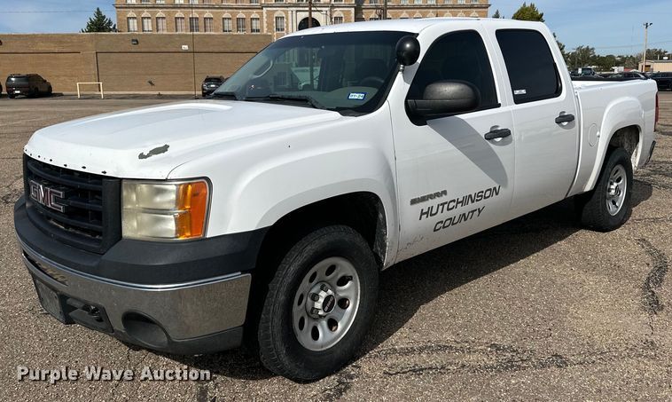 image for item NQ9001 2011 GMC Sierra 1500 Crew Cab pickup truck