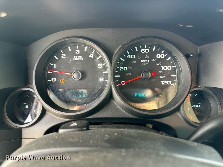 image for item NQ9001 2011 GMC Sierra 1500 Crew Cab pickup truck