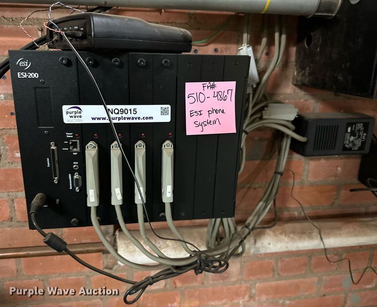 image for item NQ9015 ESI-200 phone system