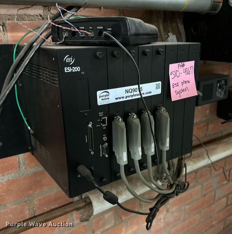 image for item NQ9015 ESI-200 phone system