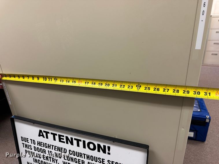 image for item NQ9018 (2) metal shelves 