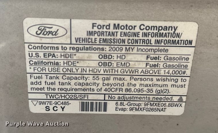 image for item NQ9771 2009 Ford E450 Super Duty shuttle bus