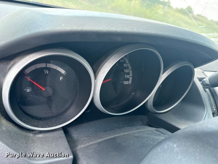 image for item NQ9772 2010 Dodge Grand Caravan  van