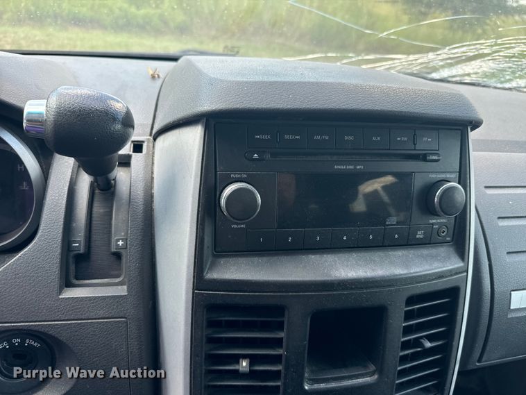 image for item NQ9772 2010 Dodge Grand Caravan  van