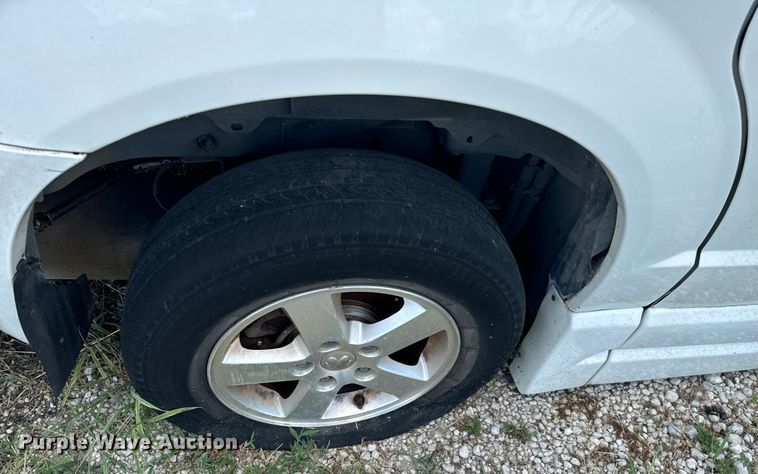 image for item NQ9772 2010 Dodge Grand Caravan  van
