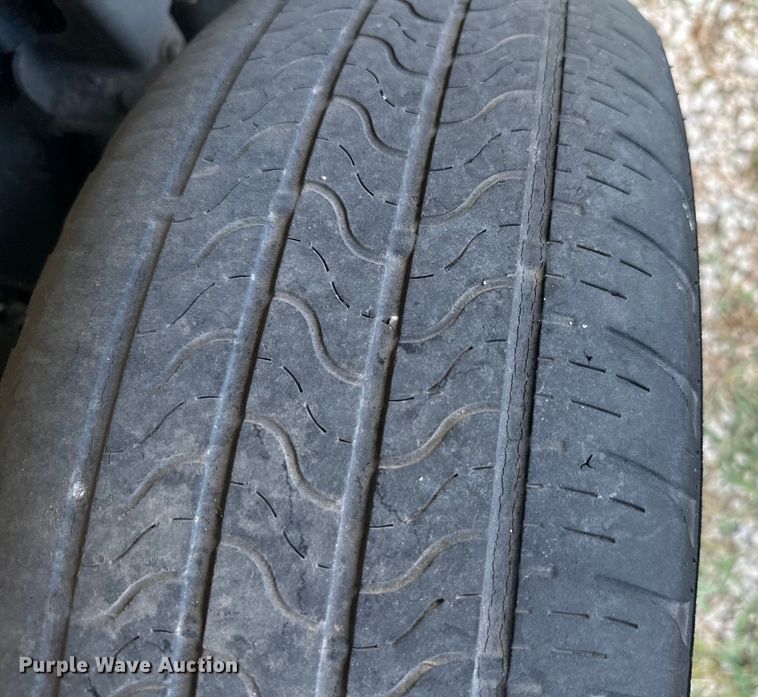 image for item NQ9772 2010 Dodge Grand Caravan  van