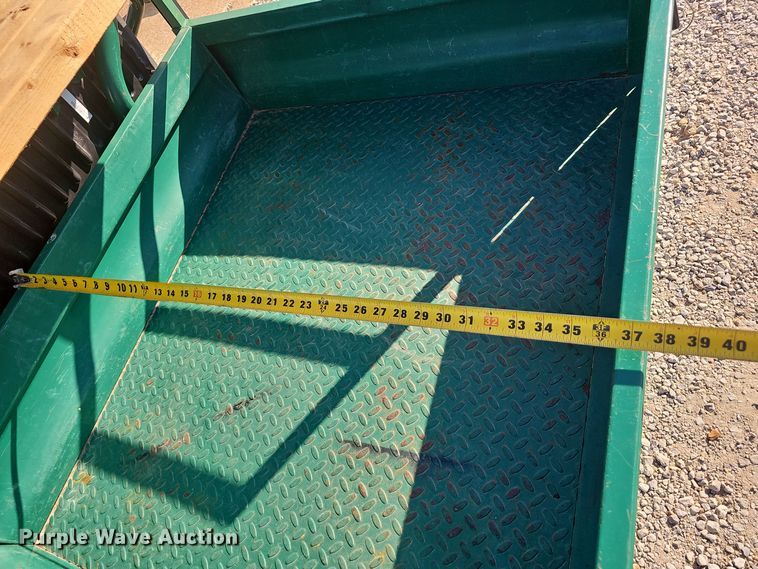 image for item NX9275 2007 Kawasaki  Mule 600 utility vehicle