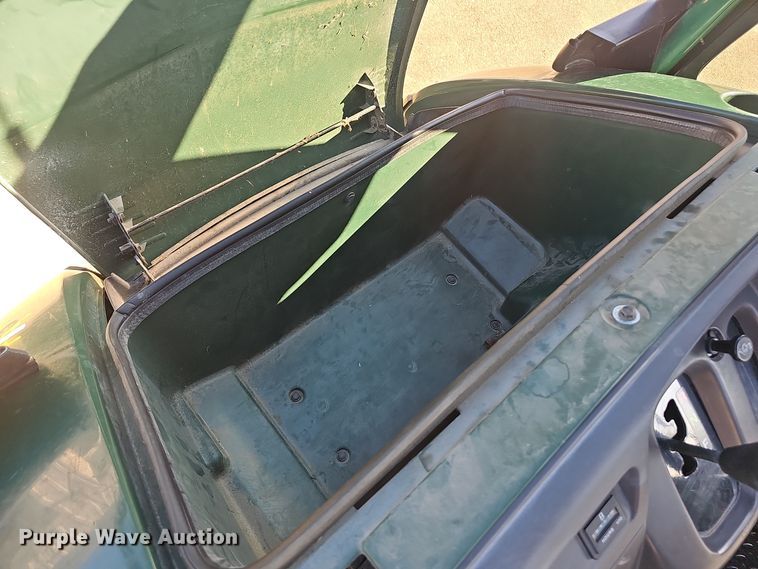 image for item NX9275 2007 Kawasaki  Mule 600 utility vehicle