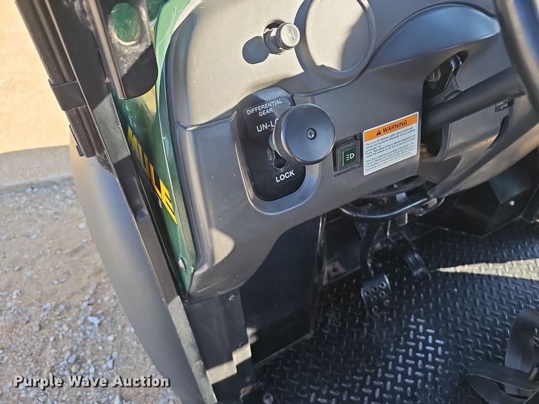 image for item NX9275 2007 Kawasaki  Mule 600 utility vehicle