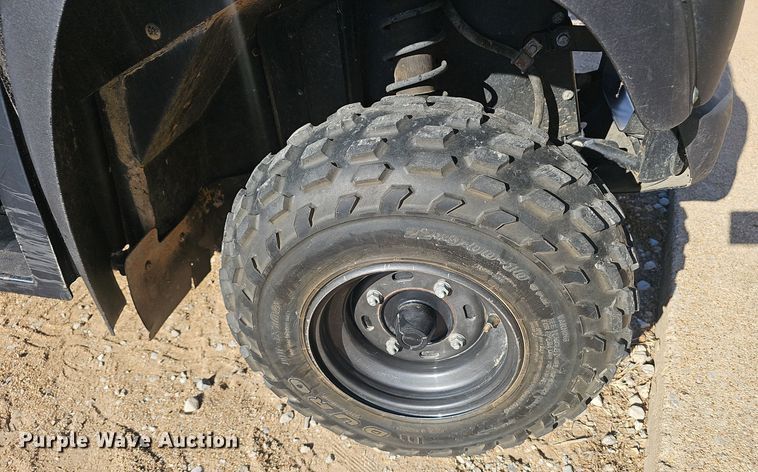 image for item NX9275 2007 Kawasaki  Mule 600 utility vehicle