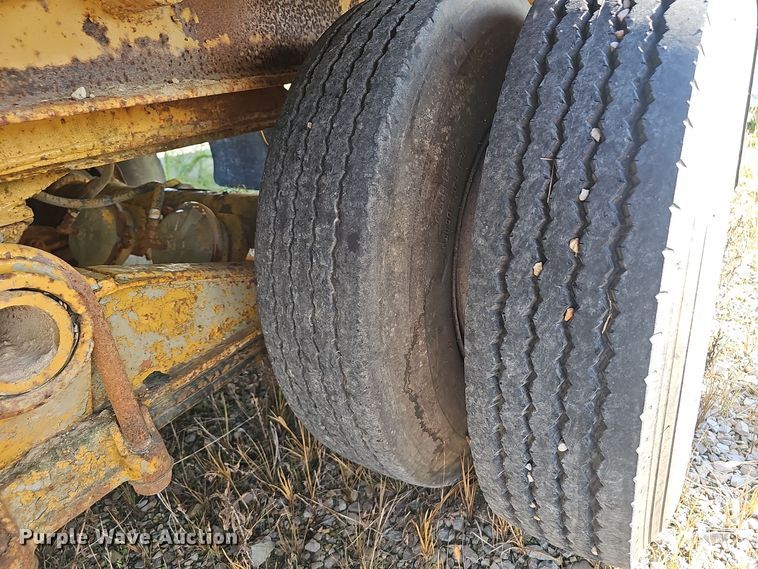 image for item NX9297 1978 Alabama Trailer  MTSH025AW drop tilt deck equipment trailer