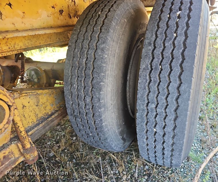 image for item NX9297 1978 Alabama Trailer  MTSH025AW drop tilt deck equipment trailer