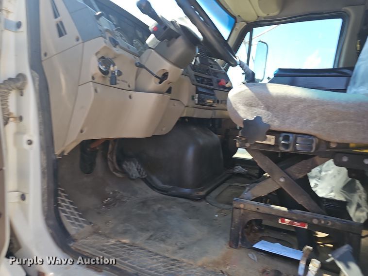 image for item NX9298 2008 Sterling  L-Line dump truck