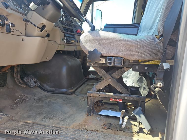 image for item NX9298 2008 Sterling  L-Line dump truck