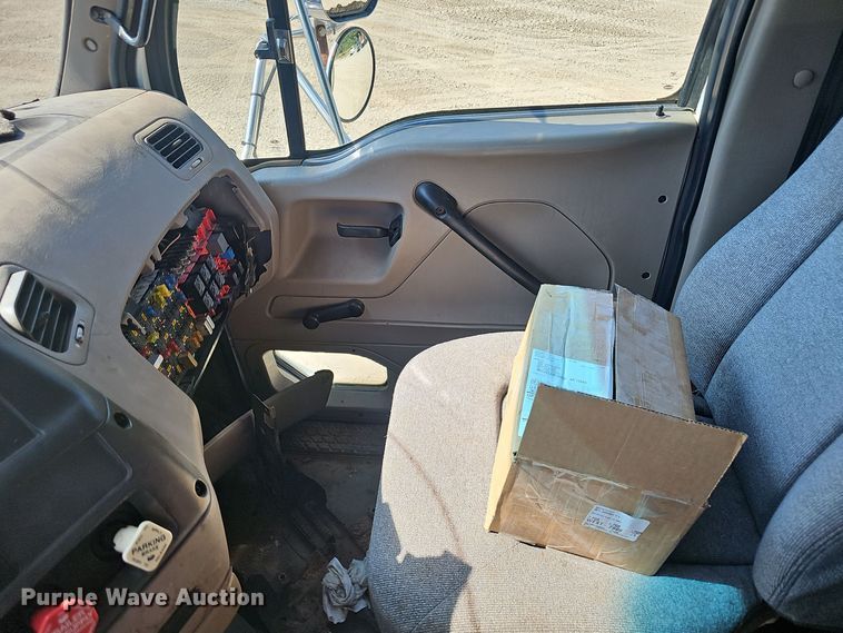 image for item NX9298 2008 Sterling  L-Line dump truck