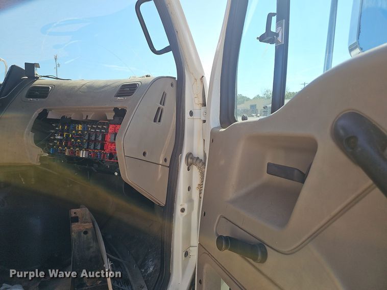 image for item NX9298 2008 Sterling  L-Line dump truck