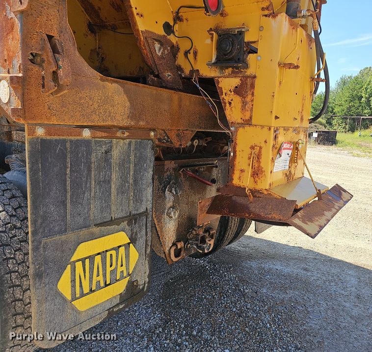 image for item NX9300 2008 Sterling  L-Line dump truck