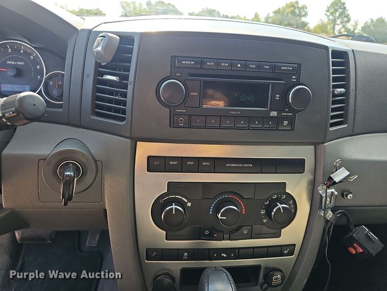 image for item NX9301 2007 Jeep  Grand Cherokee Laredo SUV