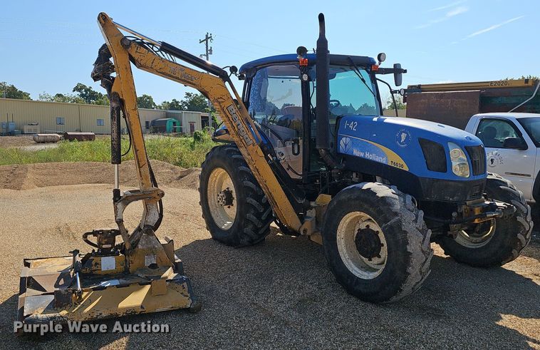 image for item NX9302 2010 New Holland  T6030 MFWD tractor