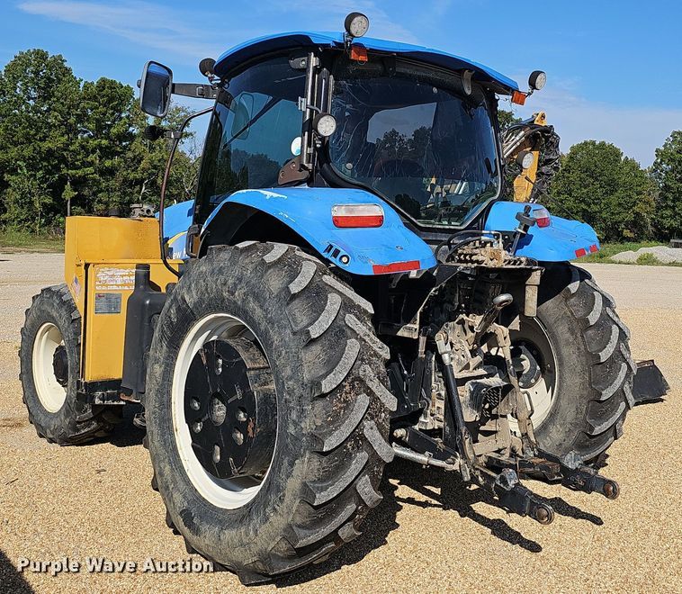 image for item NX9302 2010 New Holland  T6030 MFWD tractor