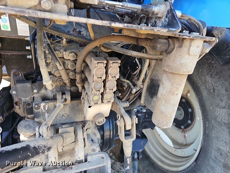 image for item NX9302 2010 New Holland  T6030 MFWD tractor