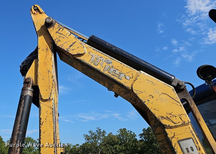 image for item NX9302 2010 New Holland  T6030 MFWD tractor