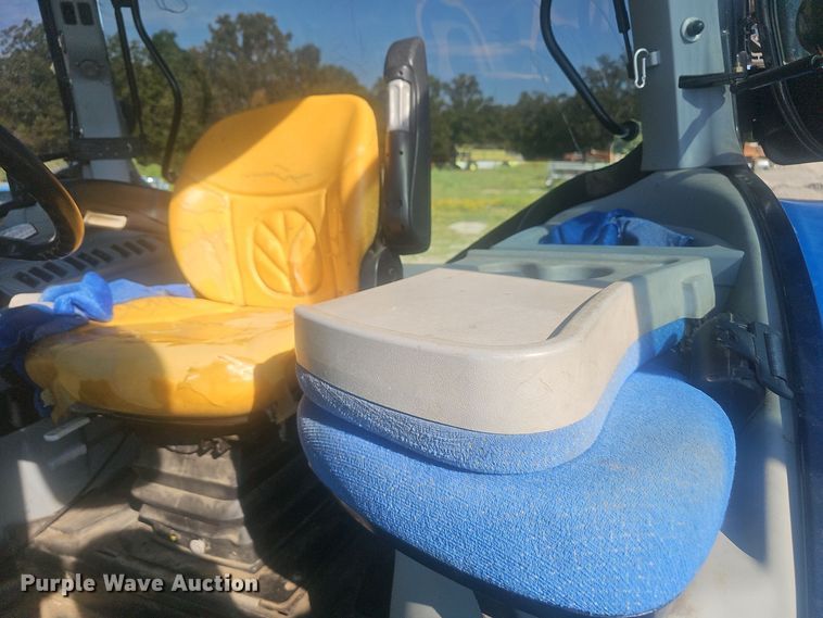 image for item NX9302 2010 New Holland  T6030 MFWD tractor