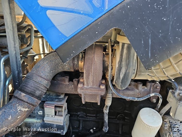 image for item NX9302 2010 New Holland  T6030 MFWD tractor