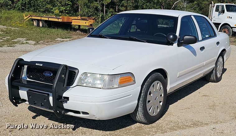 image for item NX9303 2011 Ford Crown Victoria Police Interceptor  