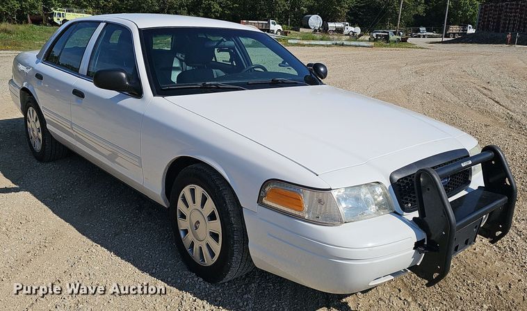 image for item NX9303 2011 Ford Crown Victoria Police Interceptor  