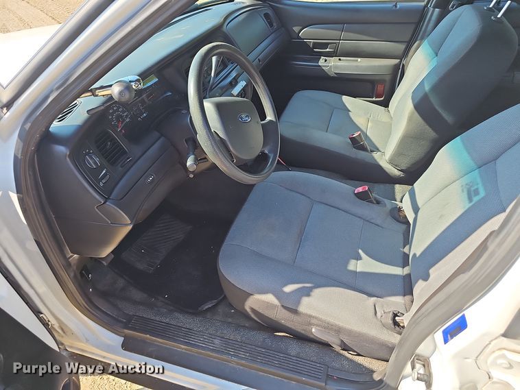 image for item NX9303 2011 Ford Crown Victoria Police Interceptor  