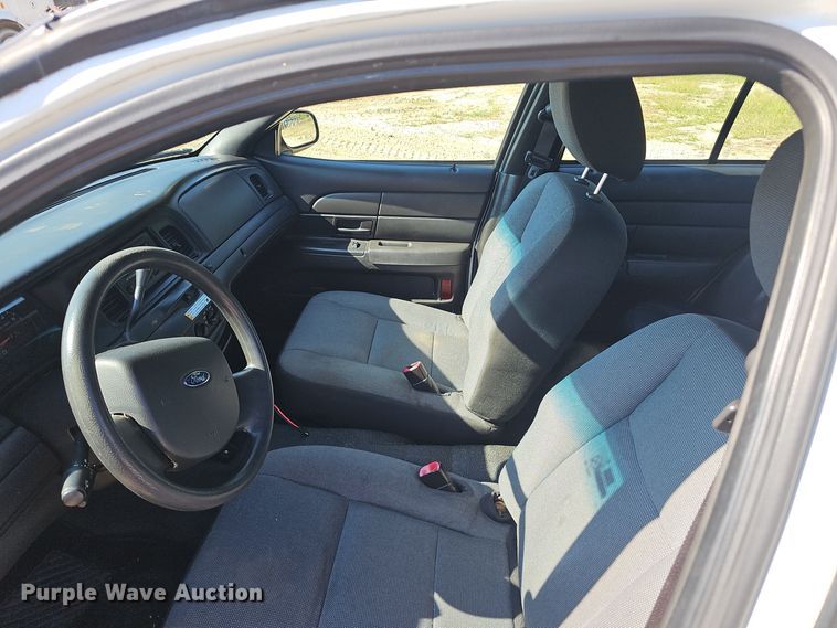 image for item NX9303 2011 Ford Crown Victoria Police Interceptor  