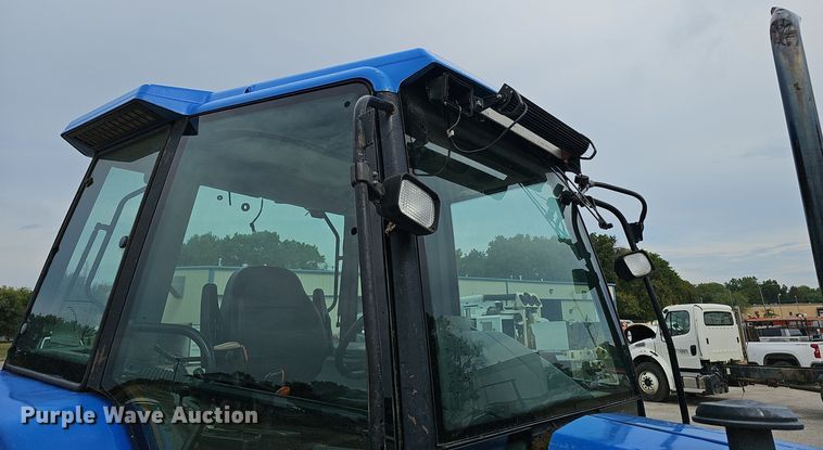 image for item NX9323 Ford 7740 SLE MFWD tractor