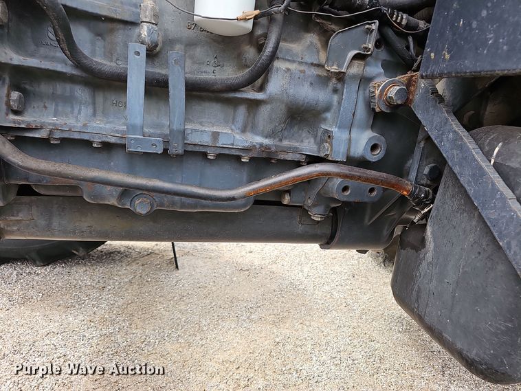 image for item NX9323 Ford 7740 SLE MFWD tractor