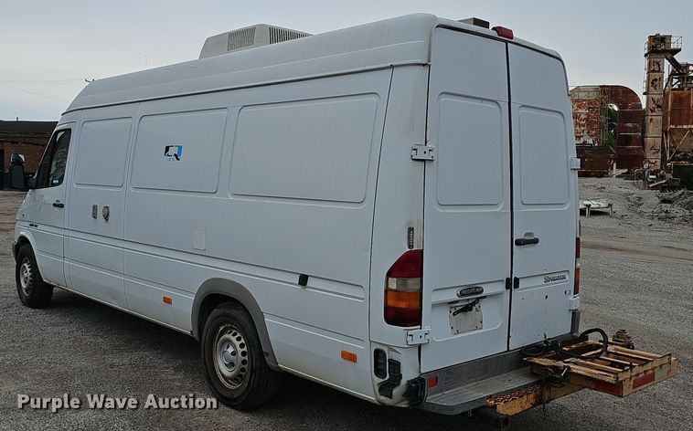 image for item NX9324 2005 Freightliner 2500 SHC sewer inspection van